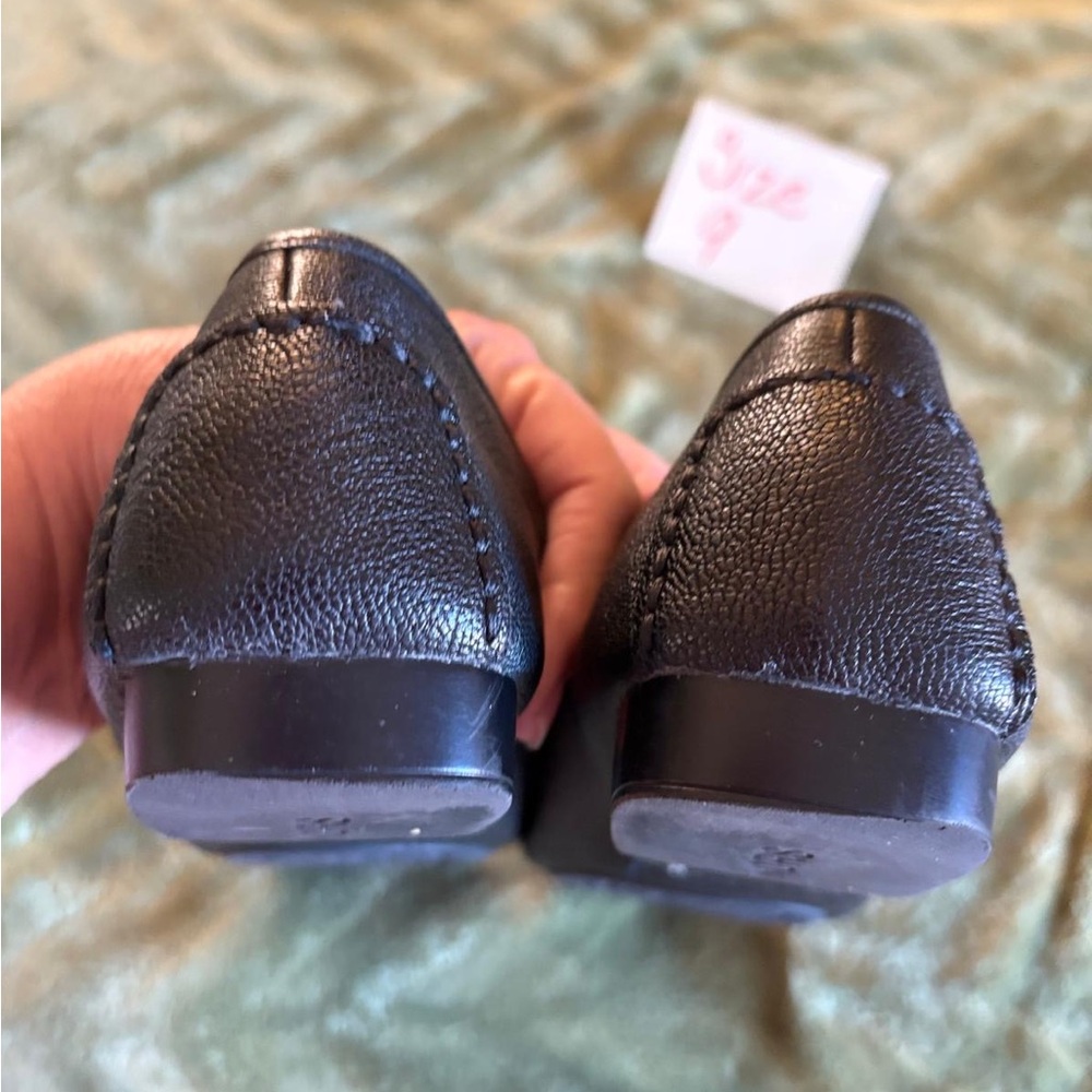 Michael Kors Black
Loafers Flats size 9 - Picture 4 of 5